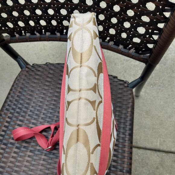 Coach Tan and Red Crossbody Bag. - Picture 8 of 10